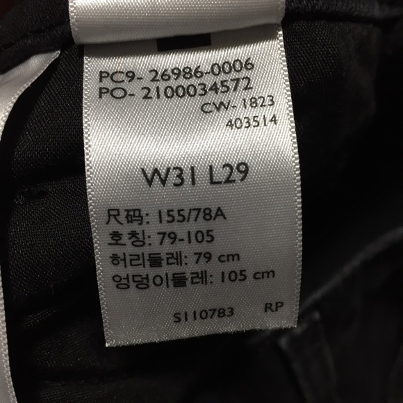 Levi’s High Waisted Mom Jeans Women’s 31x29 Washed Black Denim Stretch - Picture 8 of 10